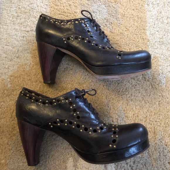 Calleen Cordero Women’s Leather Studded Oxford Pumps Wood Heel Shoes sz 8 EUC! - Picture 4 of 10